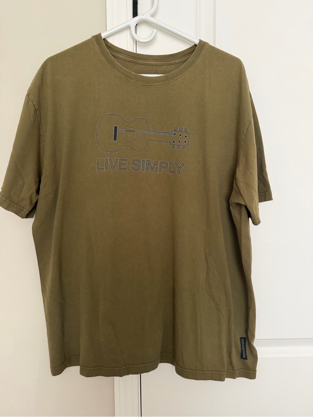 Patagonia Organic Cotton Live Simply Guitar Graphic Tee - Olive Green XL